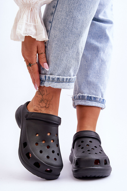 Поролонові босоніжки Crocs на масивній підошві Чорні Katniss