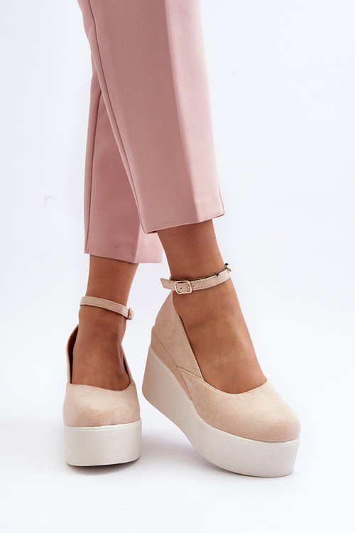 Жіночі еспадрільі на танкетці світло-бежевого кольору Malla