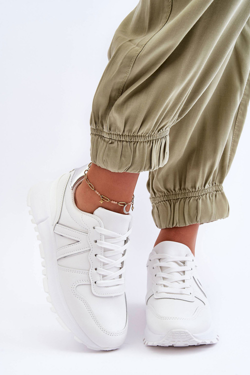 Жіноче шкіряне спортивне взуття білого кольору Kabama