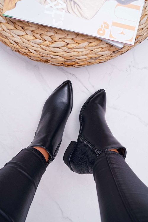 Жіночі чоботи на шпильці на плоскій підошві, чорні дерме