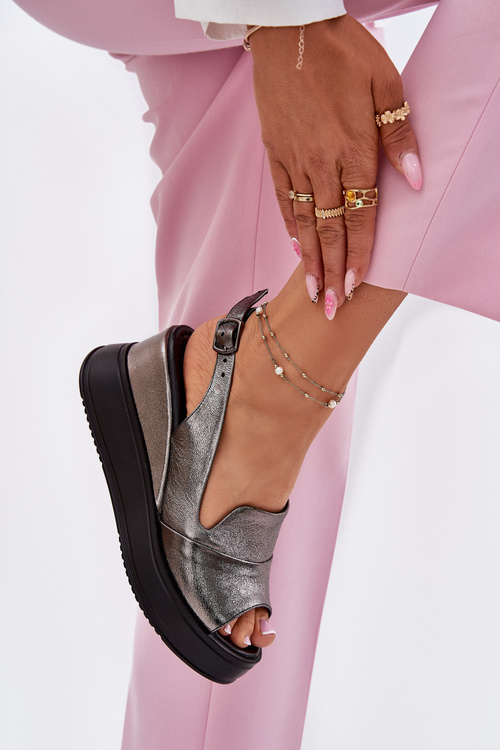 Жіночі шкіряні сандалі на платформі Artiker 54C0402 графітові