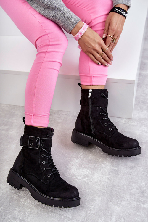 Жіночі замшеві чоботи на плоскій підошві на шнурівці чорні Firmina