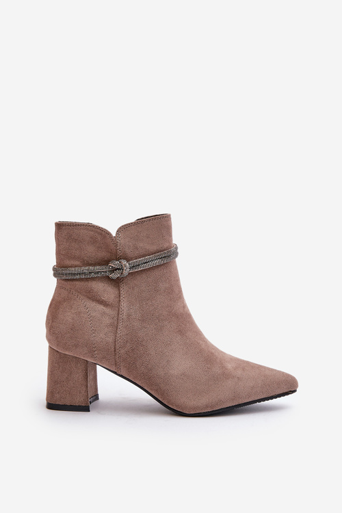 Жіночі еко-замшеві чоботи на підборах з гострими носами коричневого кольору Terivannes