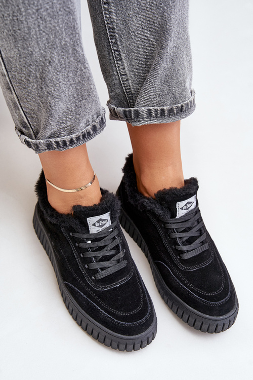 Шкіряні жіночі кросівки утеплені хутром чорні Lee Cooper LCJ-24-01-2973