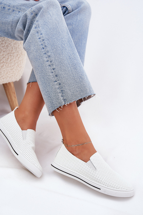 Жіночі Кросівки З Еко Шкіри З Написом Білі Zalinne