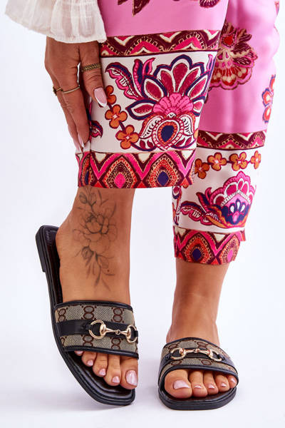 Класичні плоскі підбори Black Marlene