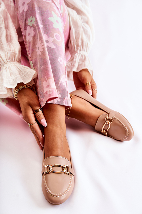 Шкіряні лофери з декором бежеві Millario