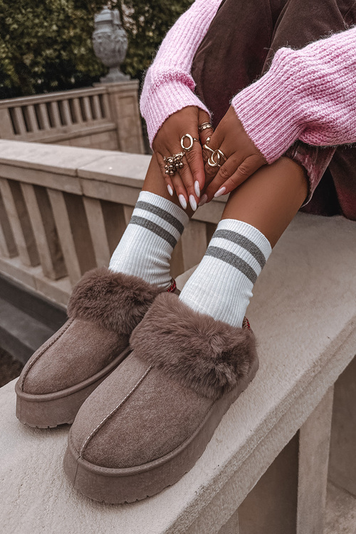 Жіночі зимові Уггі черевики на платформі з хутром і вишивкою темно-бежеві Querina