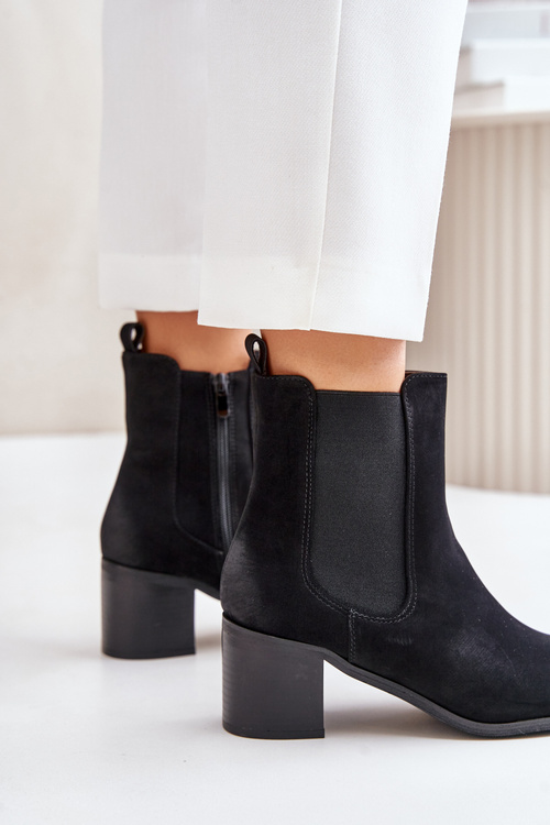 Теплі жіночі ботильйони на підборах Радея чорного кольору