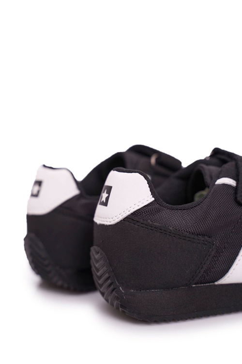Дитяче спортивне взуття Big Star Velcro Black FF374134
