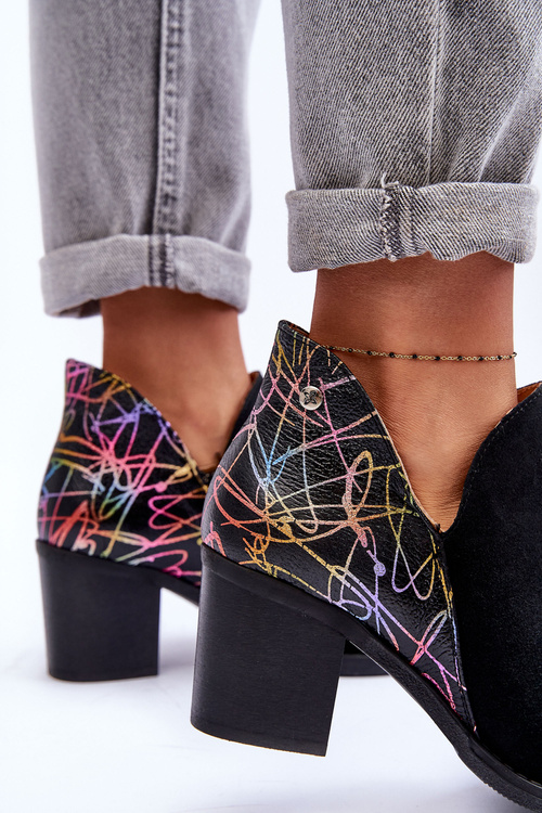 Чоботи жіночі шкіряні на підборах Maciejka 04492-99 Чорні