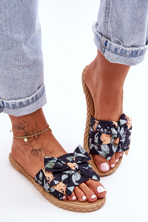 Жіночі тапочки з тканинним бантом Black Blossom