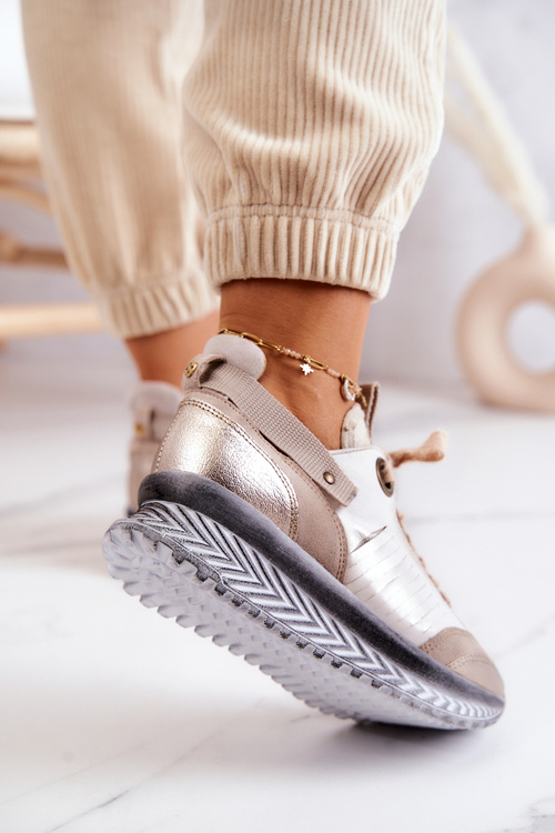 Бежеві жіночі шкіряні кросівки Maciejka 04916-19