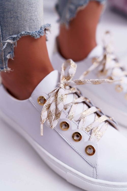 Жіночі шкіряні кросівки білі Viss