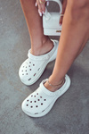 Жіночі поролонові тапочки Crocs White Coline