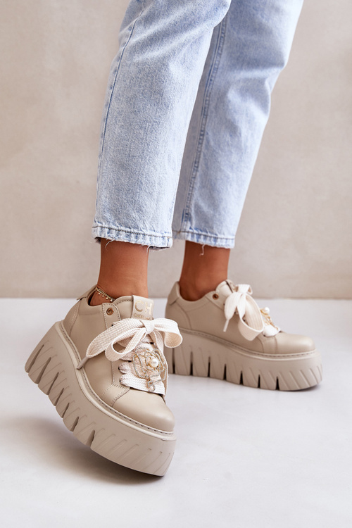 Жіночі кросівки на масивній підошві з золотистим декором CheBello 4530 Beige