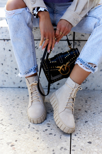 Замшеві черевики на платформі Lewski Shoes 3177 Світло-бежевий