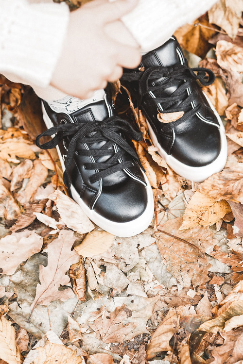 Дитяче спортивне взуття на шнурівці Big Star KK374223 Чорний