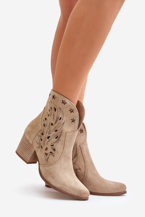 Перфоровані ковбойські ботильйони замшеві на підборах бежеві Lewski 3613