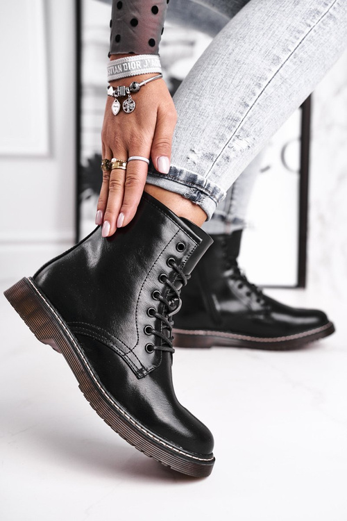 Чоботи жіночі на плоскому ходу чорні Marita