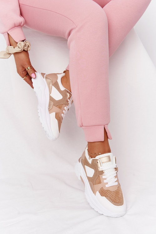 Жіночі кросівки на масивній підошві йоло бежеві