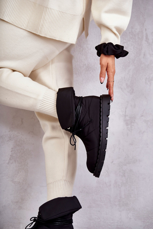 Чоботи жіночі утеплені Black Emelie