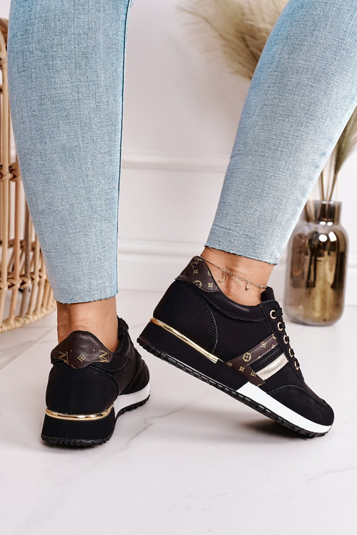 Жіноче спортивне взуття Кросівки Black Lifestyle