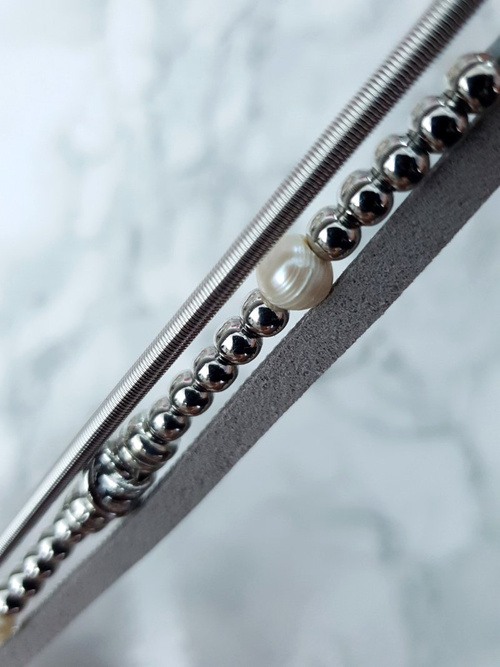 Жіночий срібний браслет Bella з бісеру та фіанітів