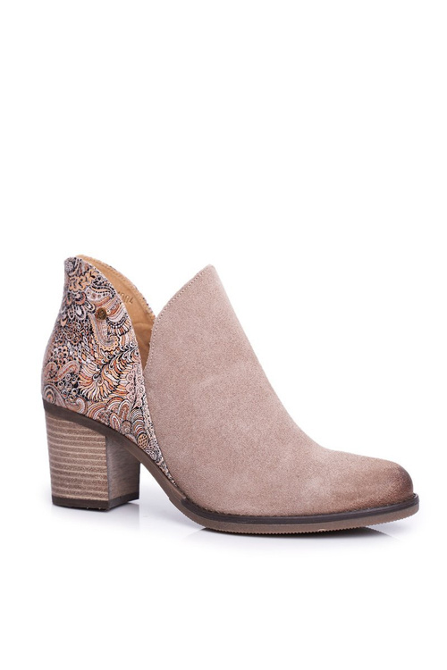 Жіночі шкіряні чоботи Maciejka Beige 04492-04