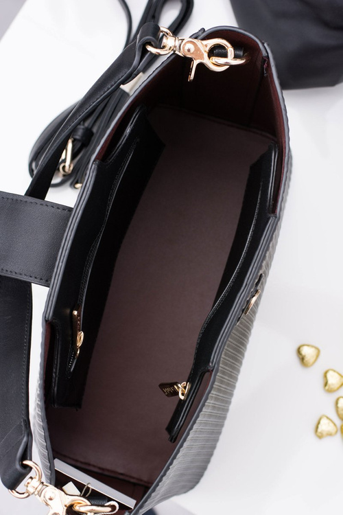 Чорна жіноча велика стильна сумочка