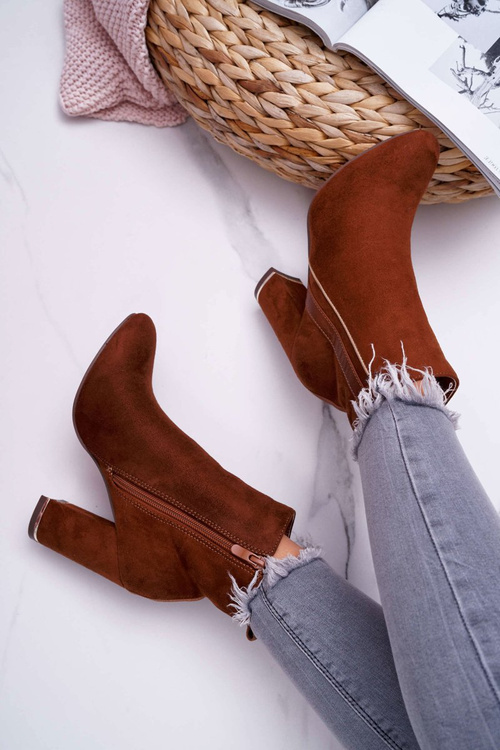 Жіночі верблюжі чоботи Domeno на підборах