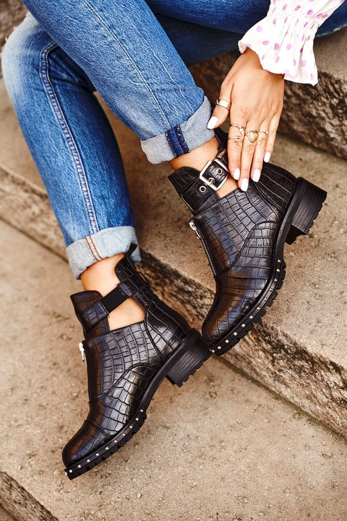 Чоботи жіночі з вирізом Blak Hampton