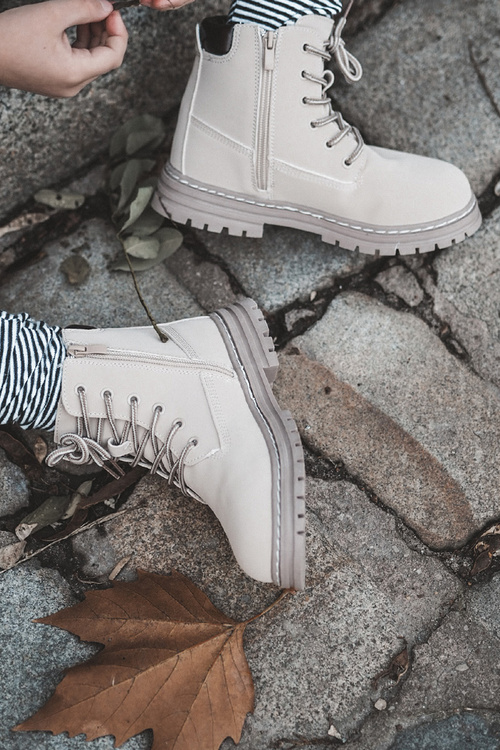 Дитячі черевики Trapper на блискавці бежеві Bansi