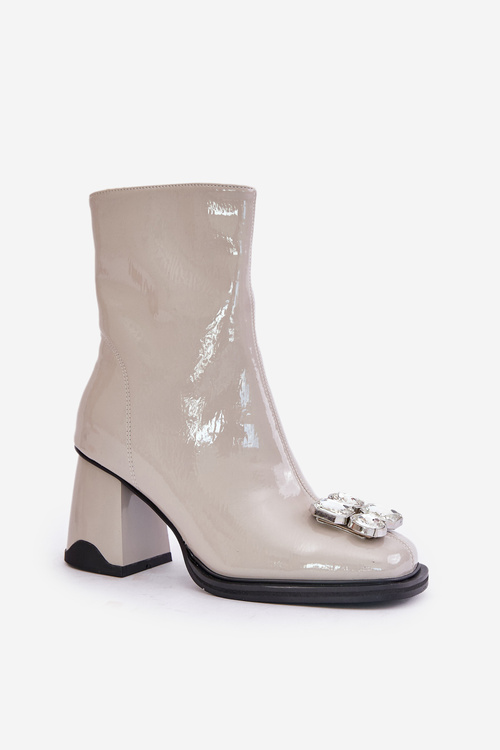 Лаковані жіночі чоботи на підборах з декором MR880-019 Світло-сірі D&A