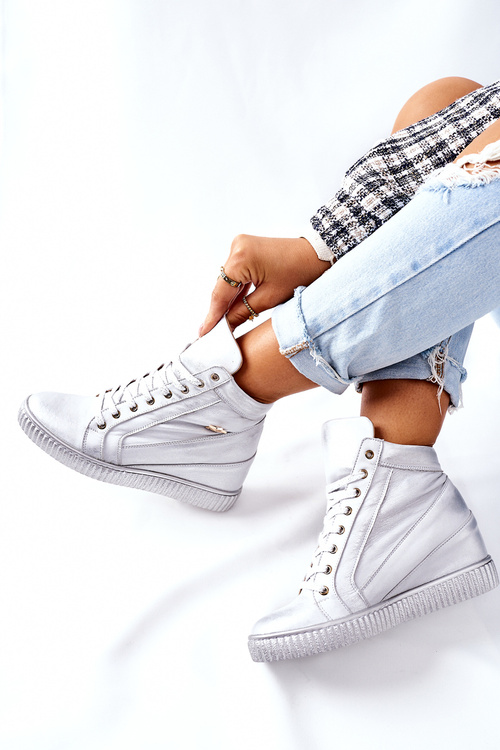 Жіноче спортивне шкіряне взуття Lewski Silver 3079