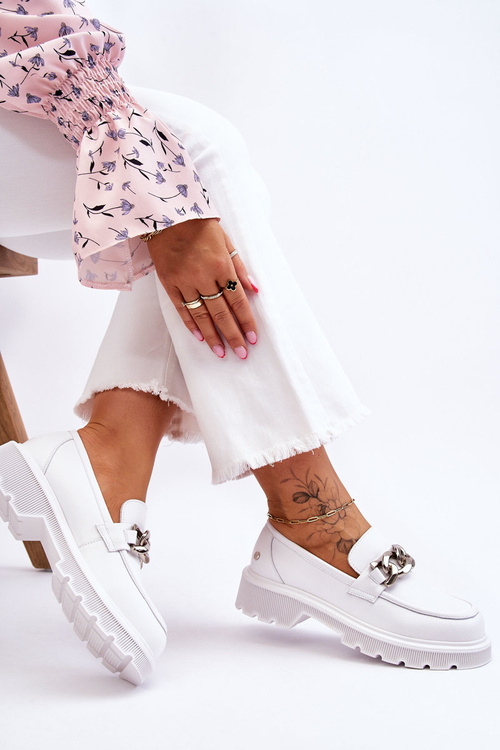 Шкіряні лофери з ланцюжком GOE LL2N4038 Білі