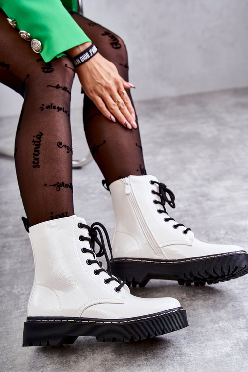 Жіночі черевики на плоскому ходу білі Kognito