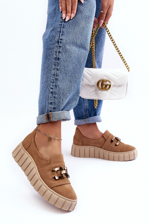 Жіночі замшеві туфлі на платформі з декором темно-бежеві Lewski 3398