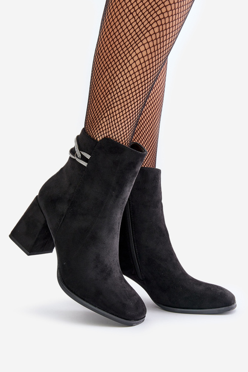 Утеплені жіночі чоботи на підборах Еко замшеві чорні Saivia