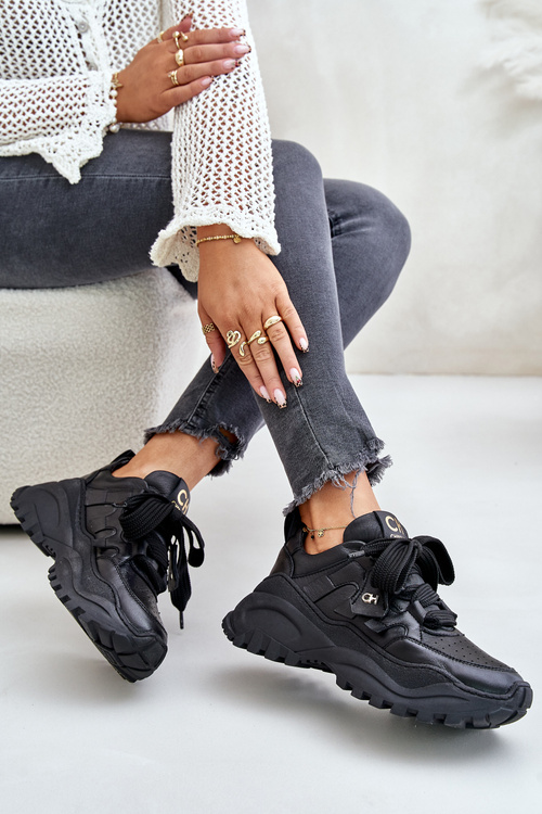 Жіночі шкіряні кросівки CheBello 4583 Чорні