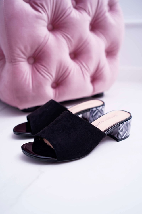 Жіночі елегантні шльопанці замшеві чорні Валенсія