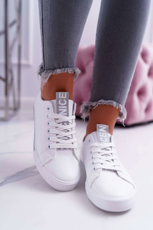 Жіночі кросівки білі сірі на ремінці Nigrid