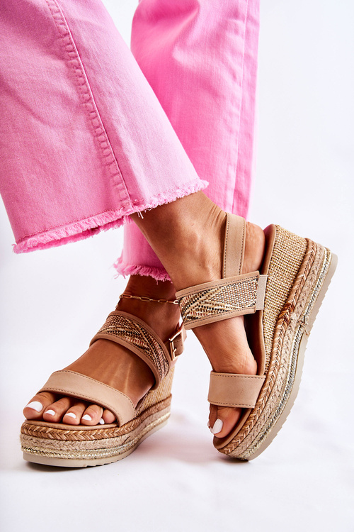 Босоніжки замшеві на танкетці Annabel