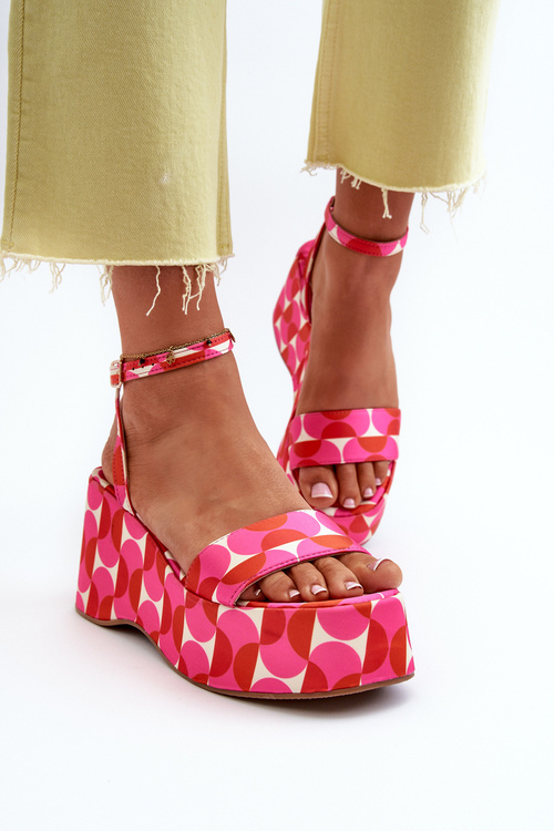 Босоніжки на платформі та танкетці з малюнком кольору фуксії Wiandia