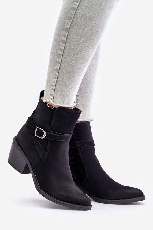 Ковбойські ботильйони з гострими носами, утеплені на блискавці, чорні Glamer