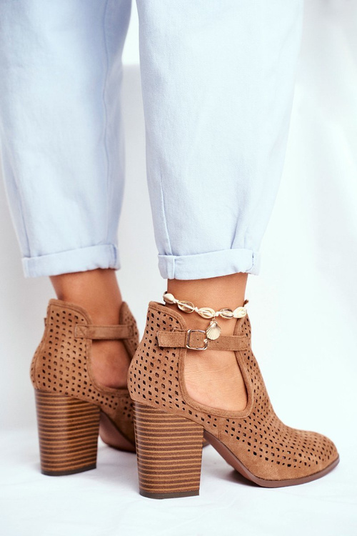 Чоботи жіночі на шпильці замшеві ажурні Camel Morrena