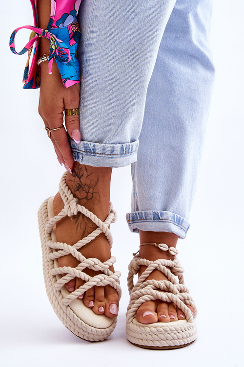 Жіночі модні плетені босоніжки світло-бежеві Tiffanie