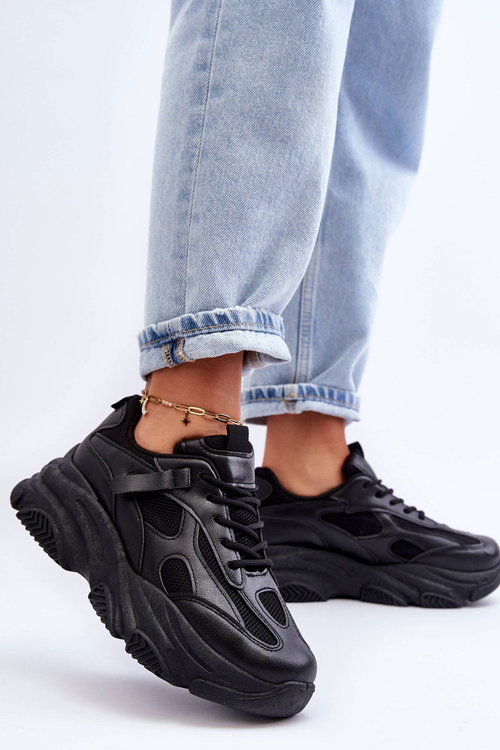 Жіночі кросівки на масивній платформі Black Agnenia