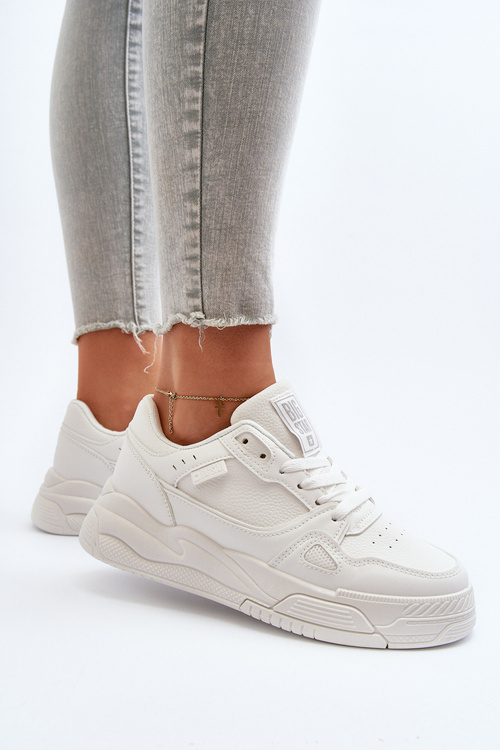 Жіноче спортивне взуття Кросівки Big Star MM274354 Білі