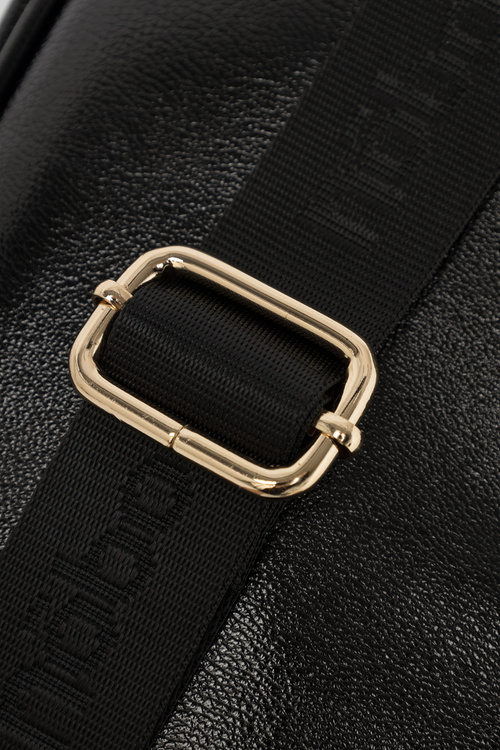 Блискуча сумка через плече NOBO NBAG-R3140-C020 чорна